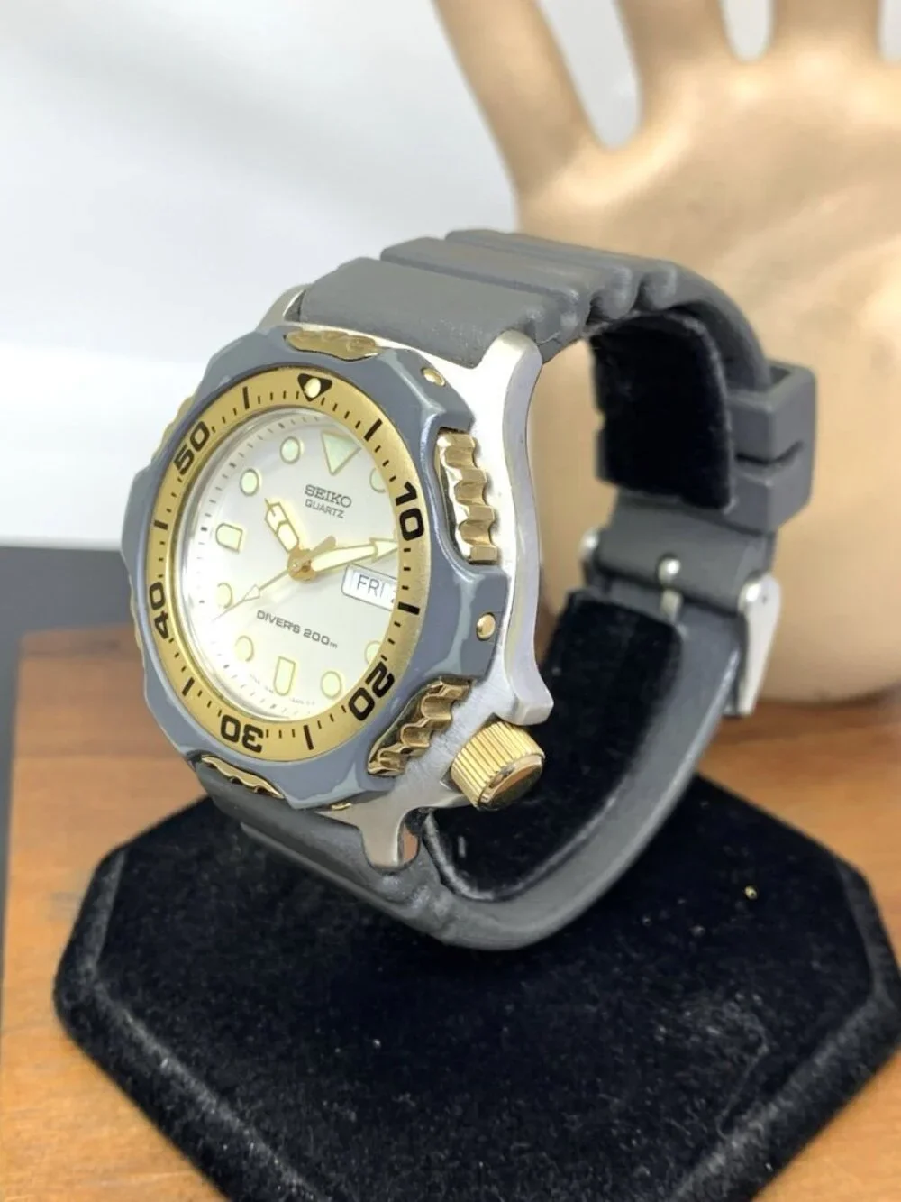 Seiko Men's Watch 7N36-6A09 Scuba Divers Quartz Silver Dial Rubber Strap 43mm